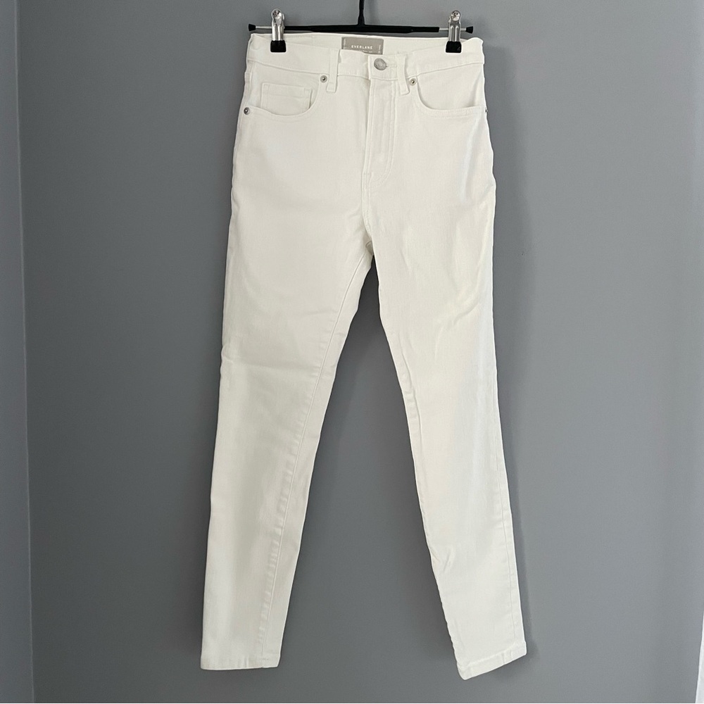 Everlane Authentic Stretch High-Rise Skinny Jeans in White, 26 Ankle